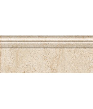 Керамічна плитка Golden Tile Petrarca Плинтус Petrarca Fusion бежевий 300х120