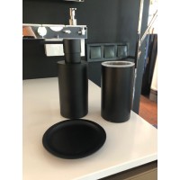 Настольный металлический дозатор для ж/мыла StilHaus Hashi HS 30 AP 23 матовый черный